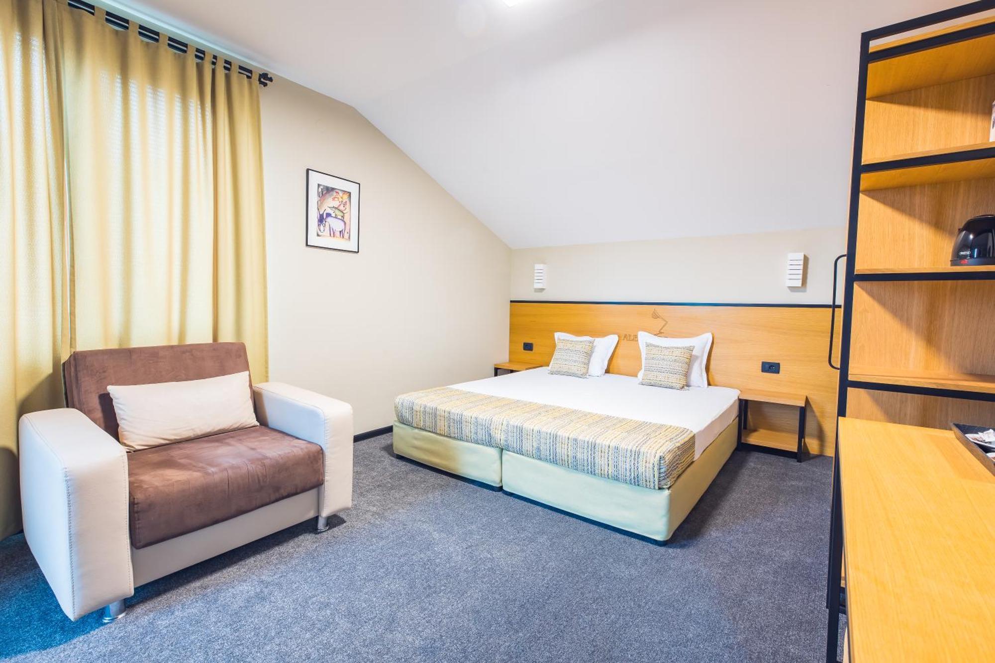Hotel Albatros New Town โซโซโปล ภายนอก รูปภาพ