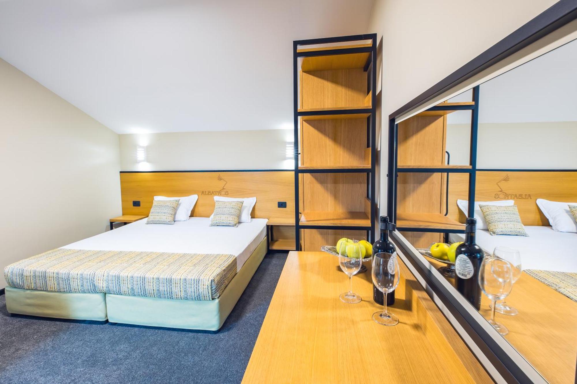 Hotel Albatros New Town โซโซโปล ภายนอก รูปภาพ